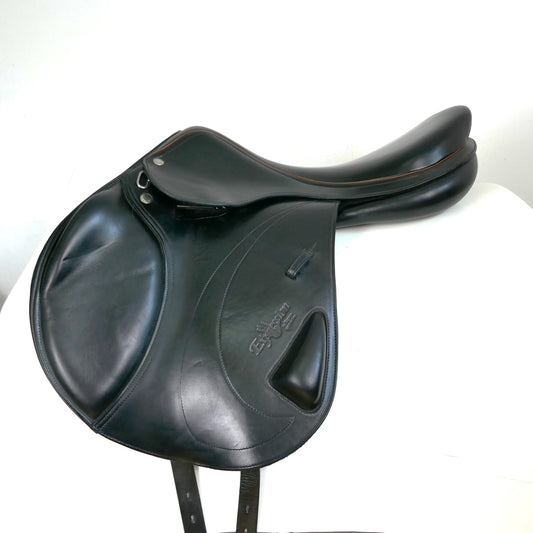 Equipe Expression Monoflap Jumping Saddle - 17.5" +1 (MW) Black TF98