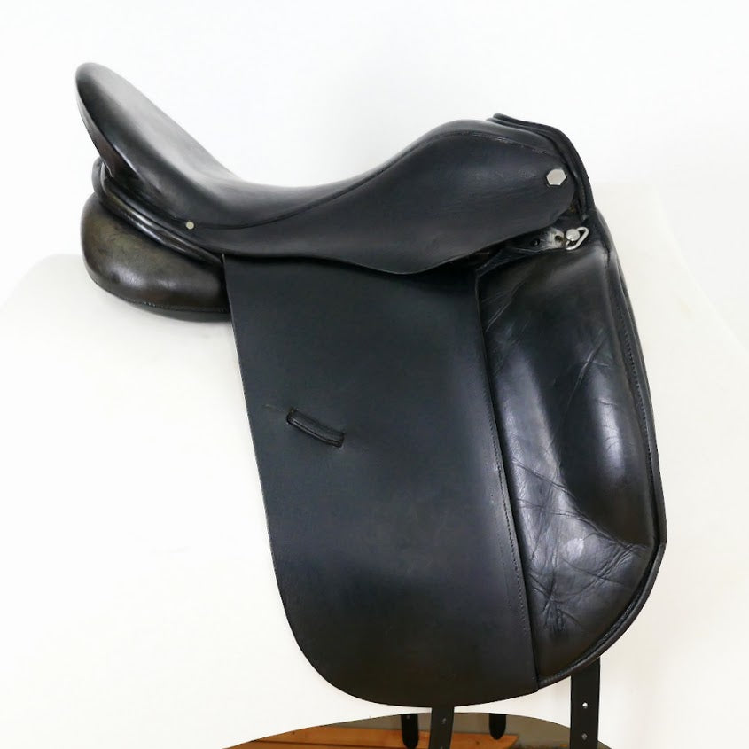 Albion Platinum Ultima SLK Dressage Saddle - 17" Medium-Wide (315) Black TD107