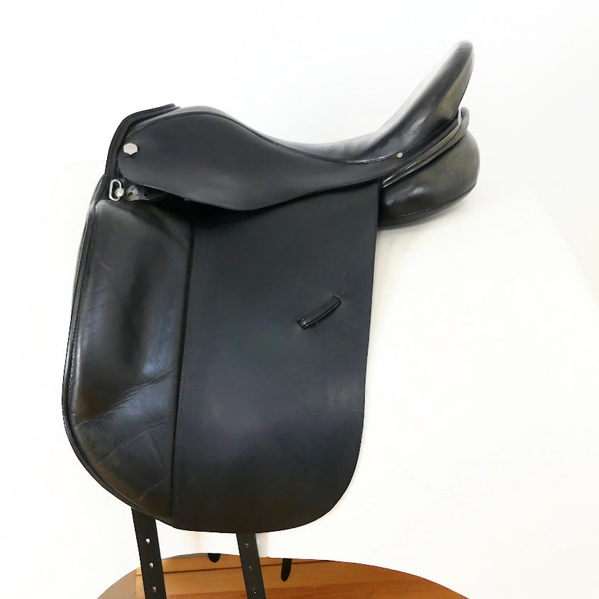 Albion Platinum Ultima SLK Dressage Saddle - 17" Medium-Wide (315) Black TD107