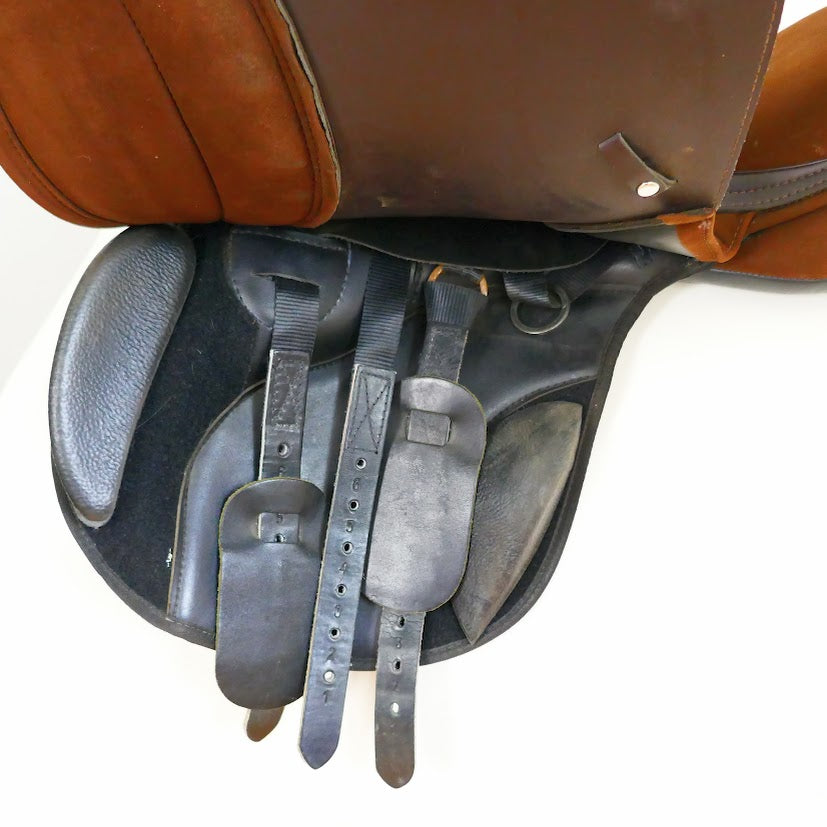 Thorowgood T4 GP Saddle - 17" Adjustable Brown TB211