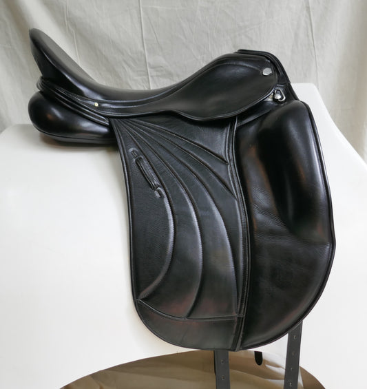 Albion Platinum Royale SLK Dressage Saddle - 17.5" Wide (335) Black D2047