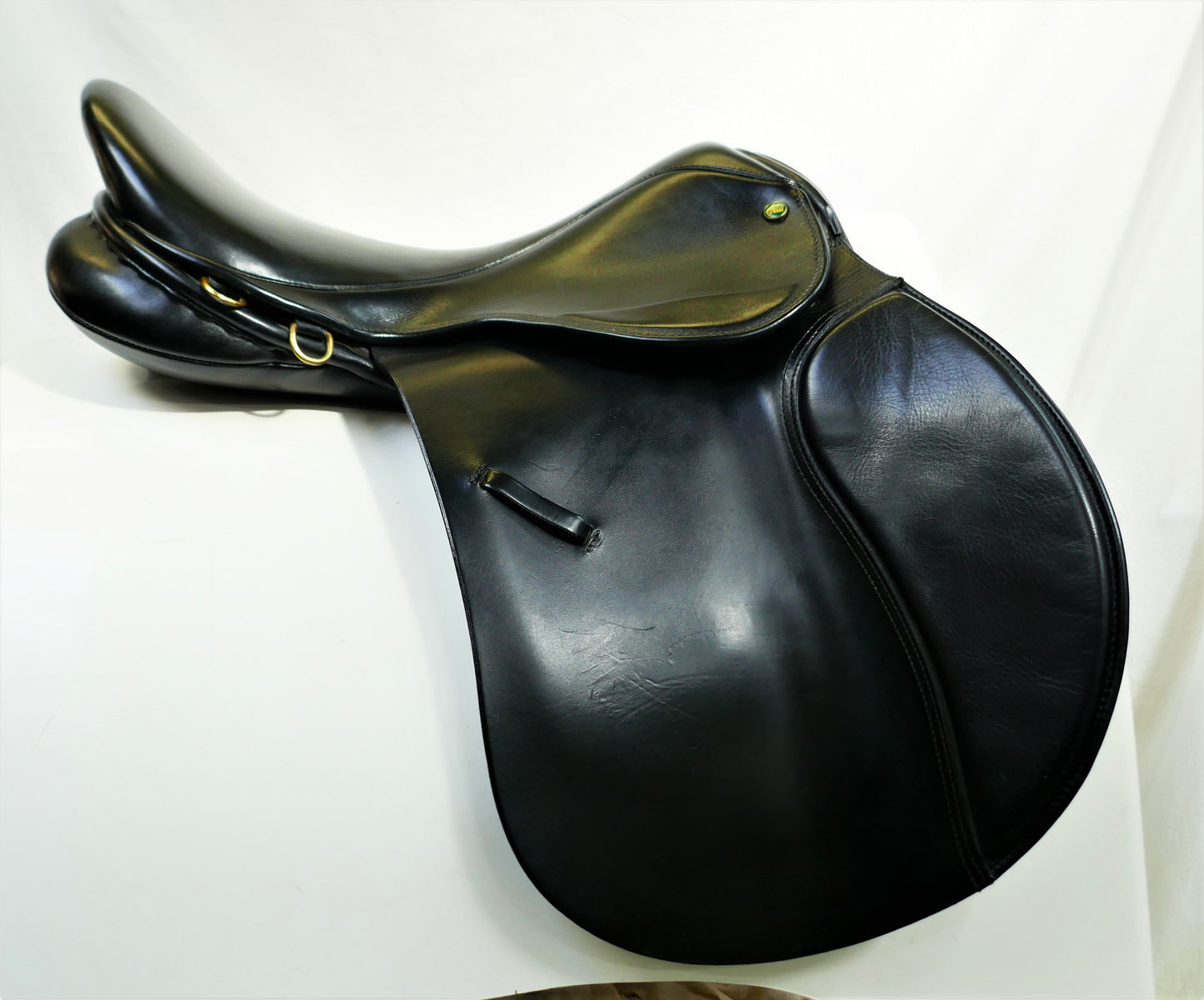 Ideal International Event Saddle - 18" Wide Black C1171