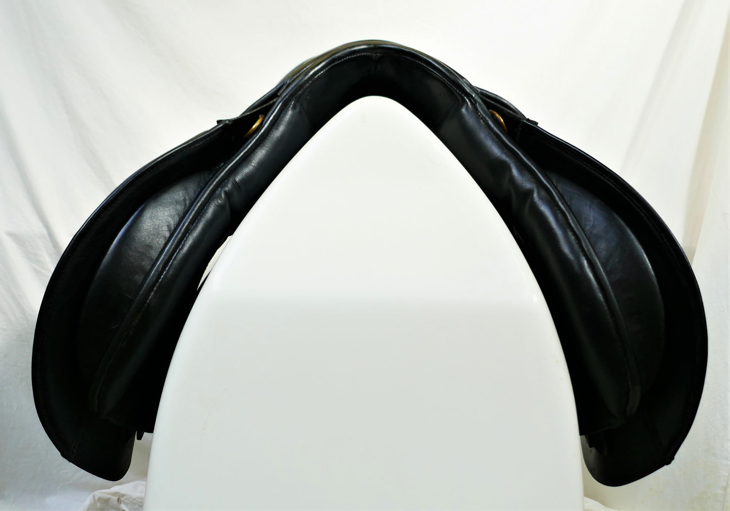 Ideal International Event Saddle - 18" Wide Black C1171