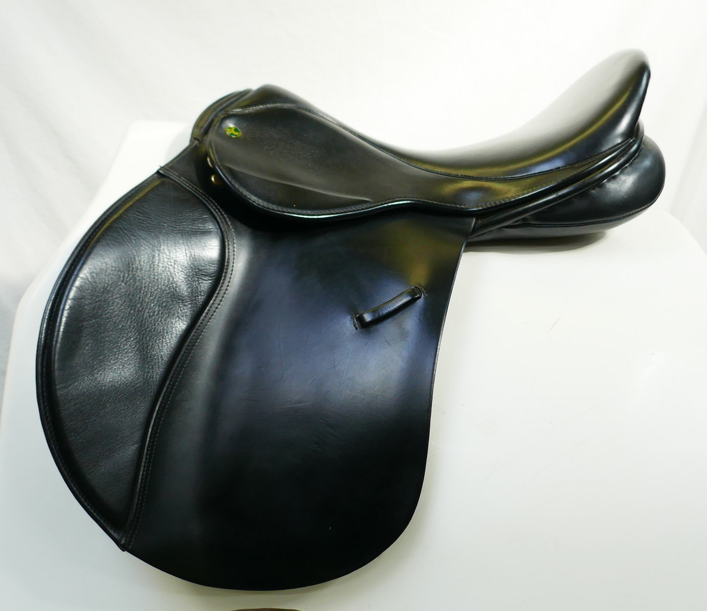 Ideal International Event Saddle - 18" Wide Black C1171