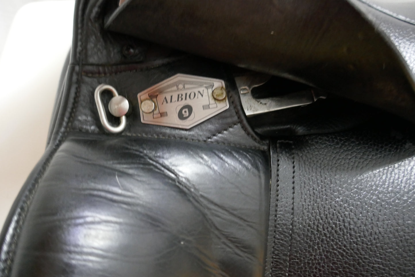 Albion Platinum Ultima SLK Dressage Saddle - 18" Medium (295) Black TD42
