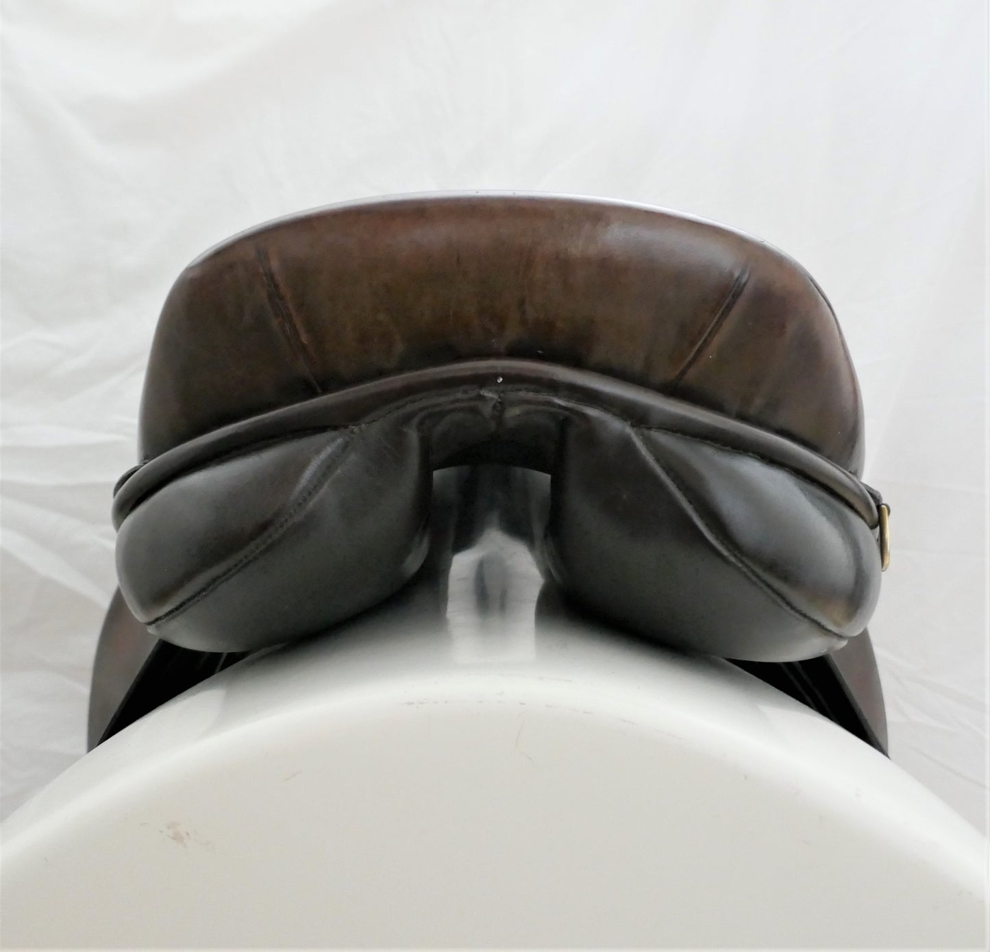 Ideal Wide Seat H&C VSD Saddle - 18" Wide Brown C1242