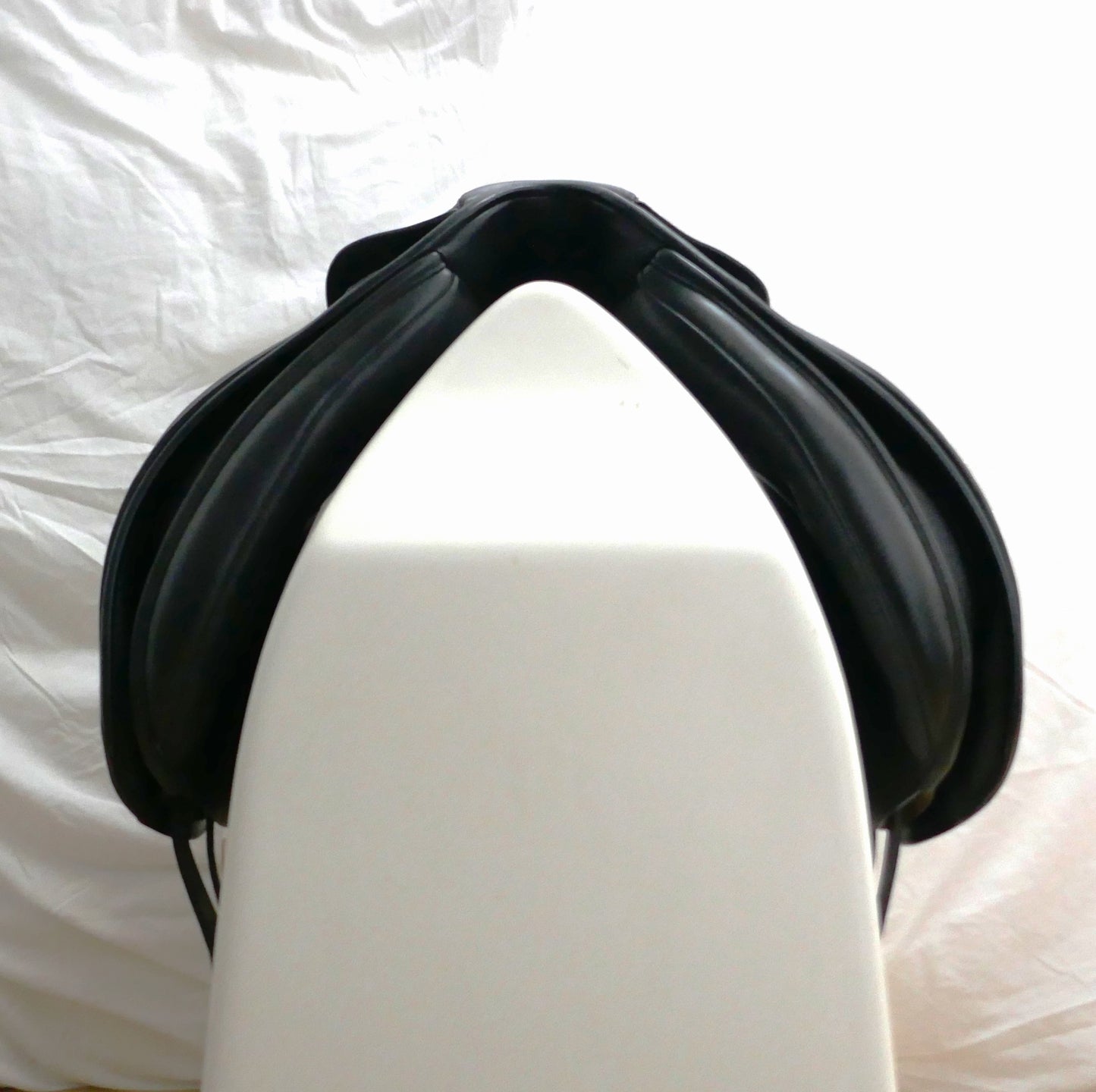 Bates Cair Caprilli Dressage Saddle - 17.5" Adjustable Black TD48