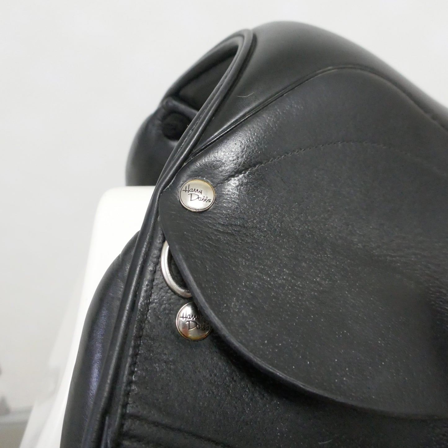 Harry Dabbs Elegant Dressage Saddle - 17" Medium-Wide Black TD76