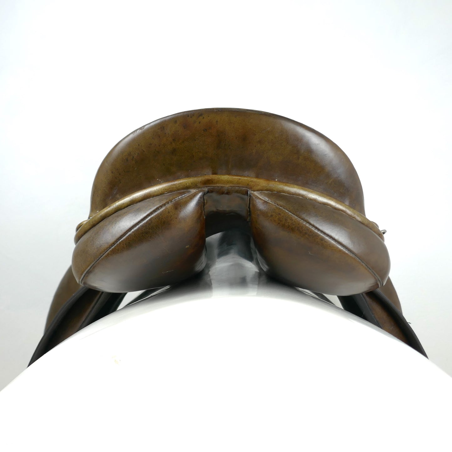 Jeffries Falcon Hawk Event Saddle - 18" Wide Brown TC10